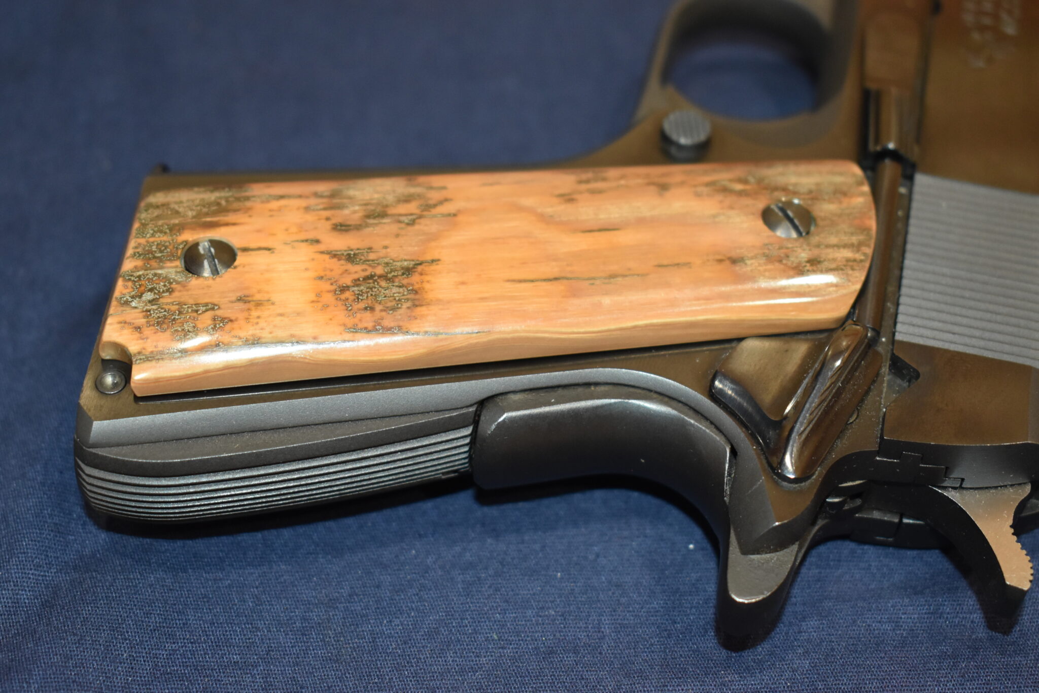 COLT 1911 MAMMOTH IVORY GRIPS 1911MI20 - Image 5