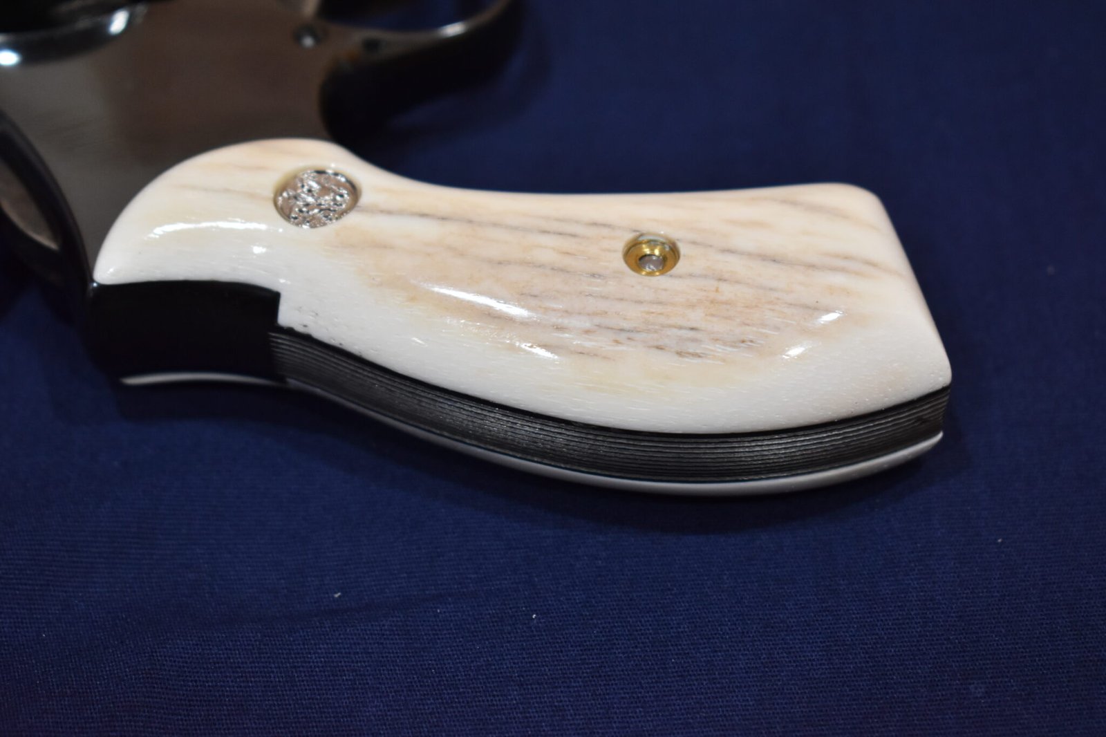 SMITH & WESSON K OR L FRAME ROUND BUTT GIRAFFE BONE GRIPS KRBGB12 ...