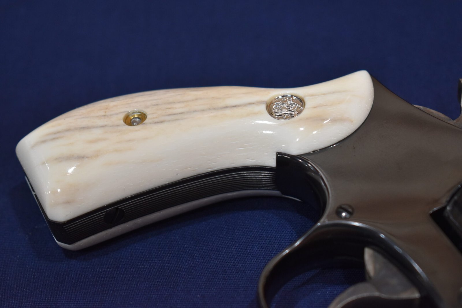 SMITH & WESSON K OR L FRAME ROUND BUTT GIRAFFE BONE GRIPS KRBGB12 ...