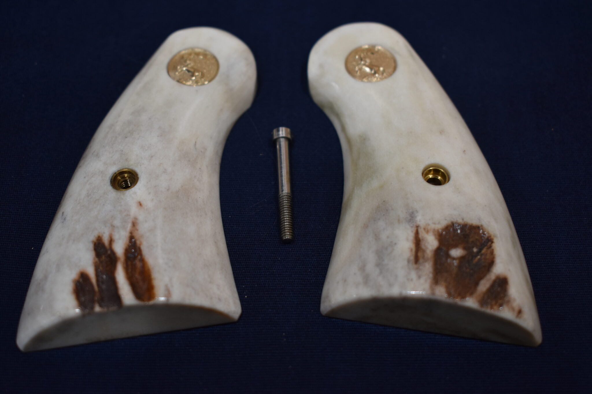 COLT PYTHON SAMBAR STAG GRIPS CPSS32 - Image 2