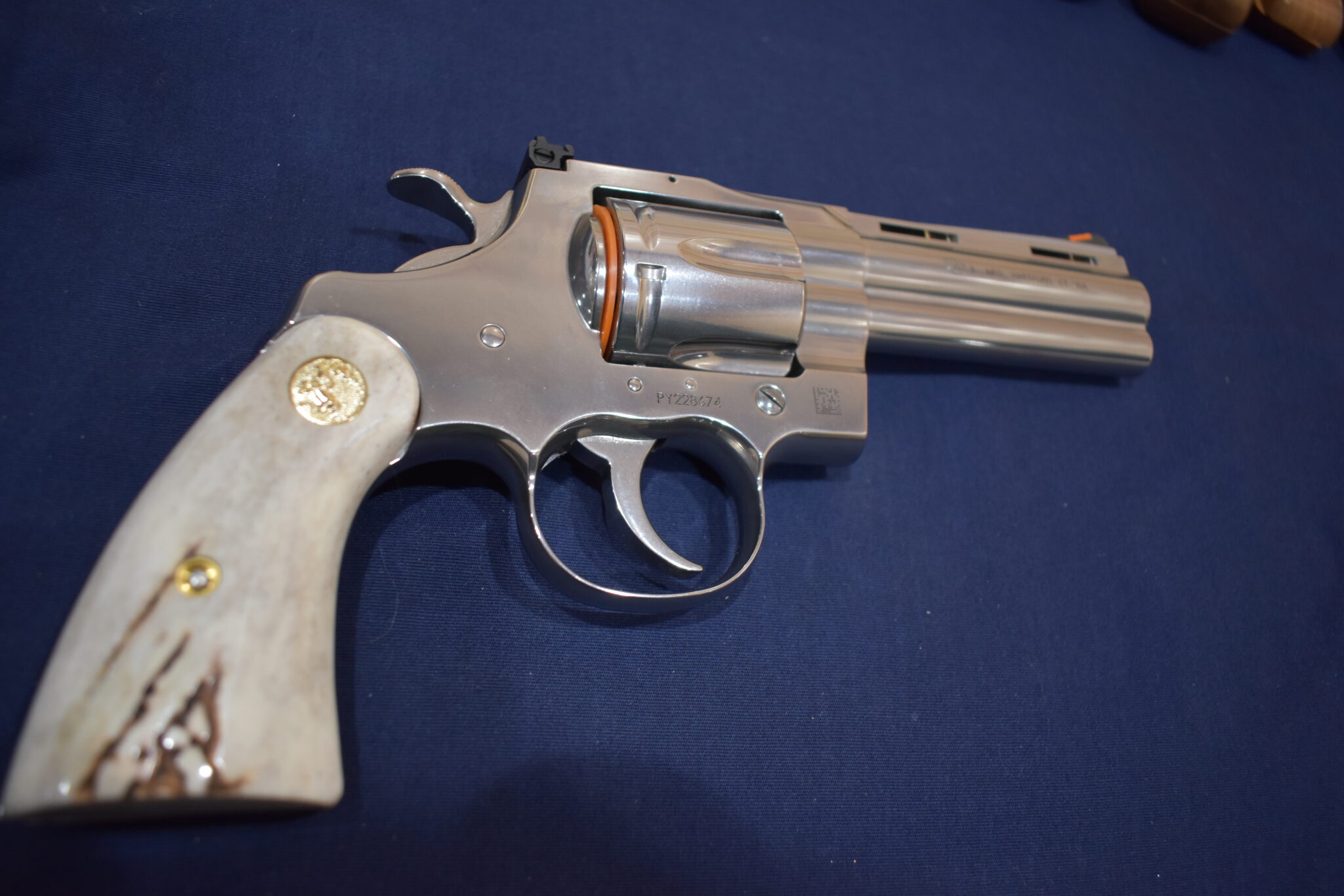 COLT PYTHON SAMBAR STAG GRIPS CPSS33 - Image 7