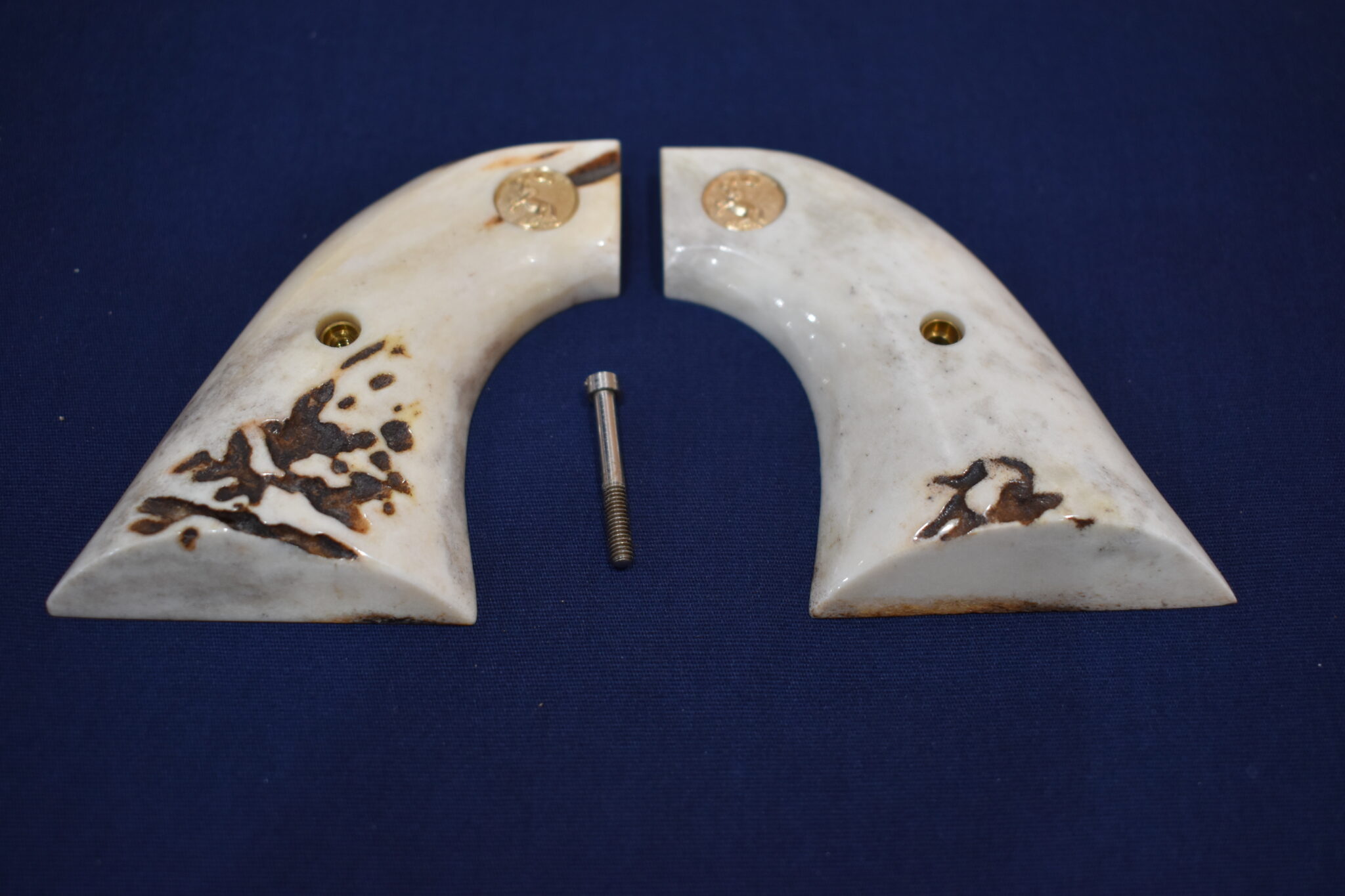 COLT SINGLE ACTION ARMY (S.A.A.) SAMBAR STAG GRIPS SAAS50 - Image 2