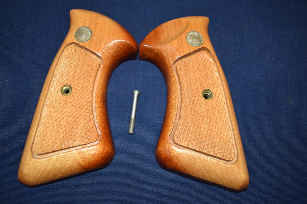 SMITH & WESSON J FRAME TARGET GRIP JT27