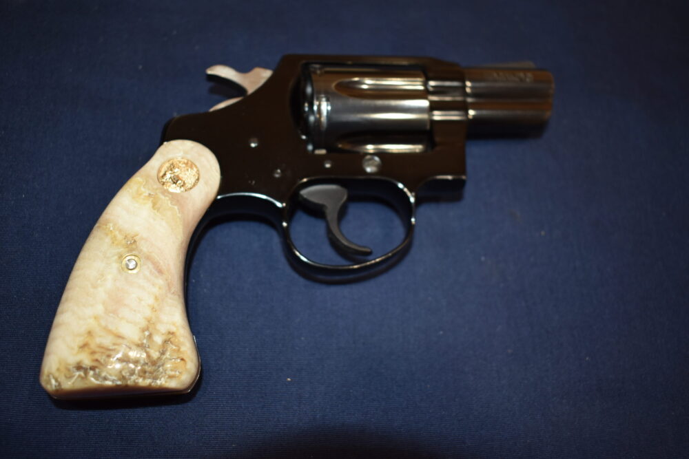 COLT DETECTIVE / DIAMONDBACK RAMS HORN GRIPS CDRH3 - Image 8