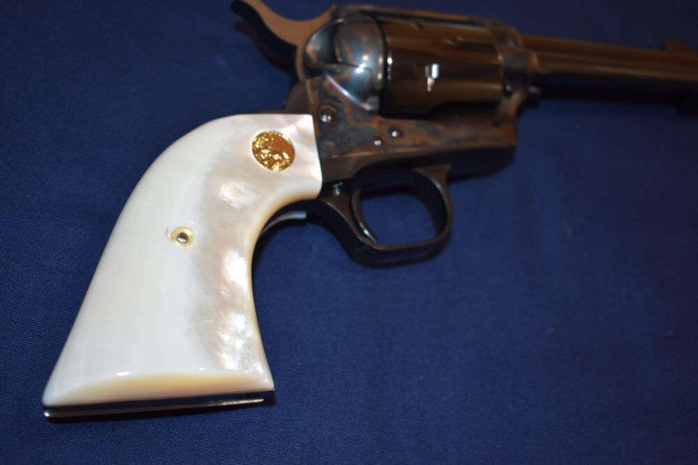 COLT SINGLE ACTION ARMY (S.A.A.) MOTHER OF PEARL GRIPS SAAMP8 - Image 7