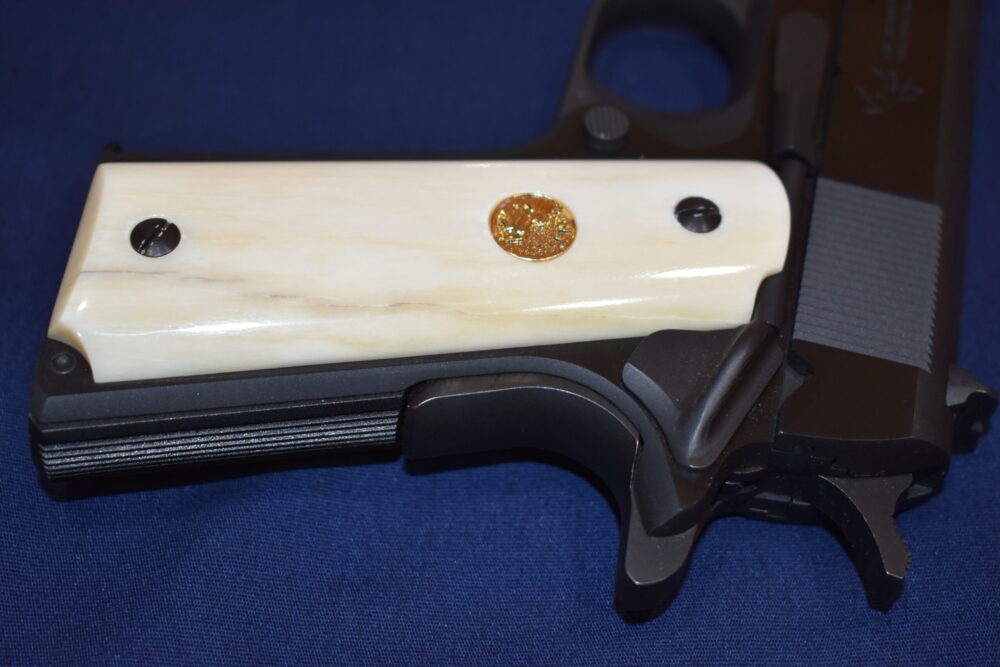COLT 1911 PREMIUM GRADE GIRAFFE BONE GRIPS 1911GB26 - Image 6
