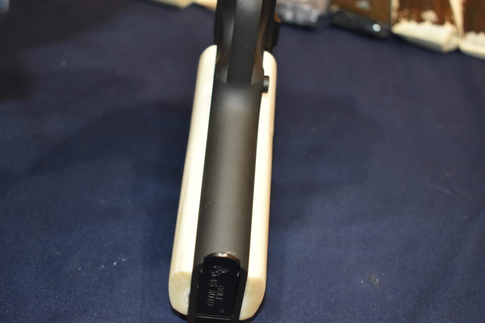 COLT 1911 PREMIUM GRADE GIRAFFE BONE GRIPS 1911GB26 - Image 9