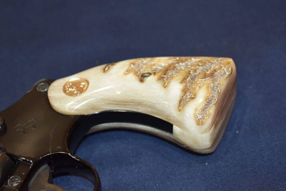 COLT DETECTIVE / DIAMONDBACK RAMS HORN GRIPS CDRH4 - Image 12