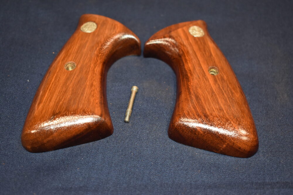 SMITH & WESSON J FRAME TARGET GRIP JT30 - Image 3