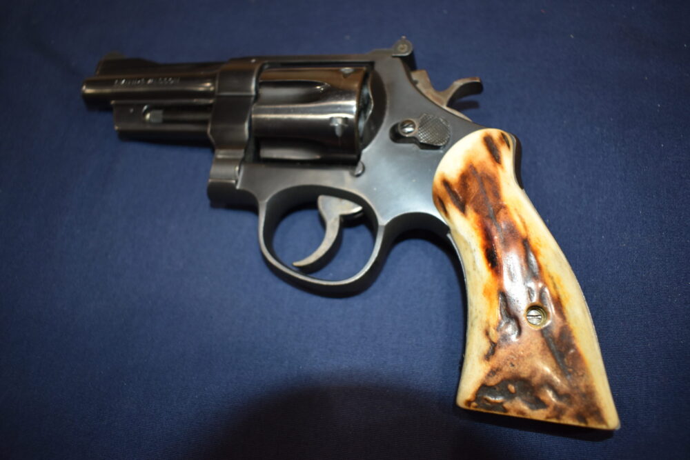 SMITH & WESSON N FRAME VINTAGE SAMBAR STAG GRIPS SWNSS21 - Image 5