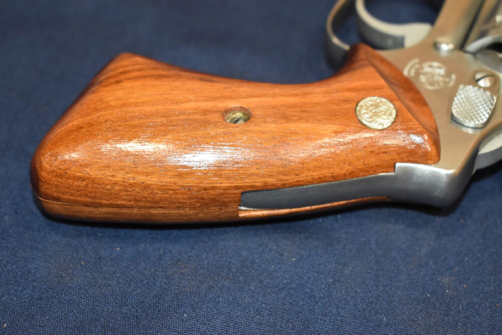 SMITH & WESSON J FRAME TARGET GRIP JT29 - Image 6