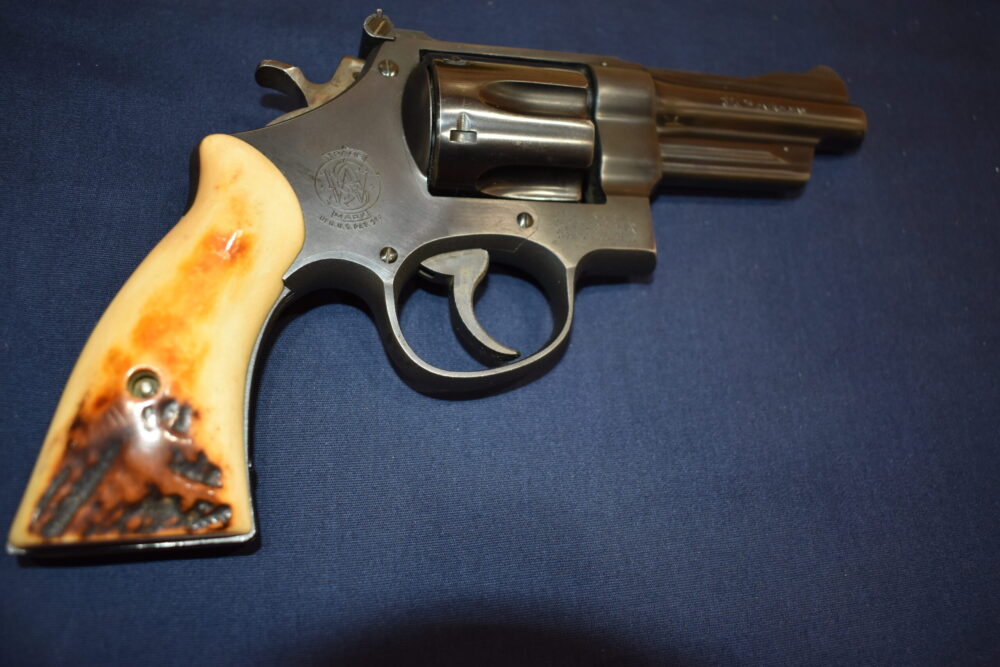 SMITH & WESSON N FRAME VINTAGE SAMBAR STAG GRIPS SWNSS21 - Image 8