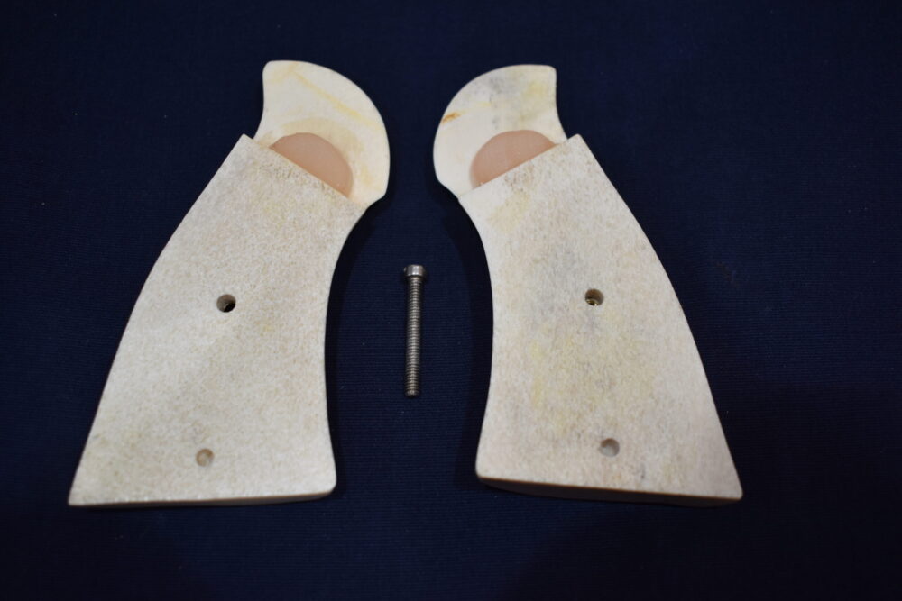 SMITH & WESSON N FRAME MOOSE HORN / STAG GRIPS SWNMH1 - Image 4