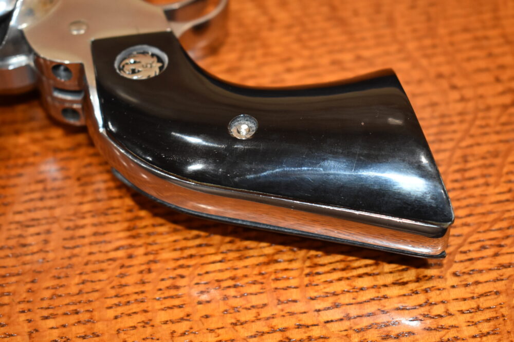 RUGER NEW VAQUERO SMOOTH BUFFALO HORN GRIPS RNVBH13 - Image 7