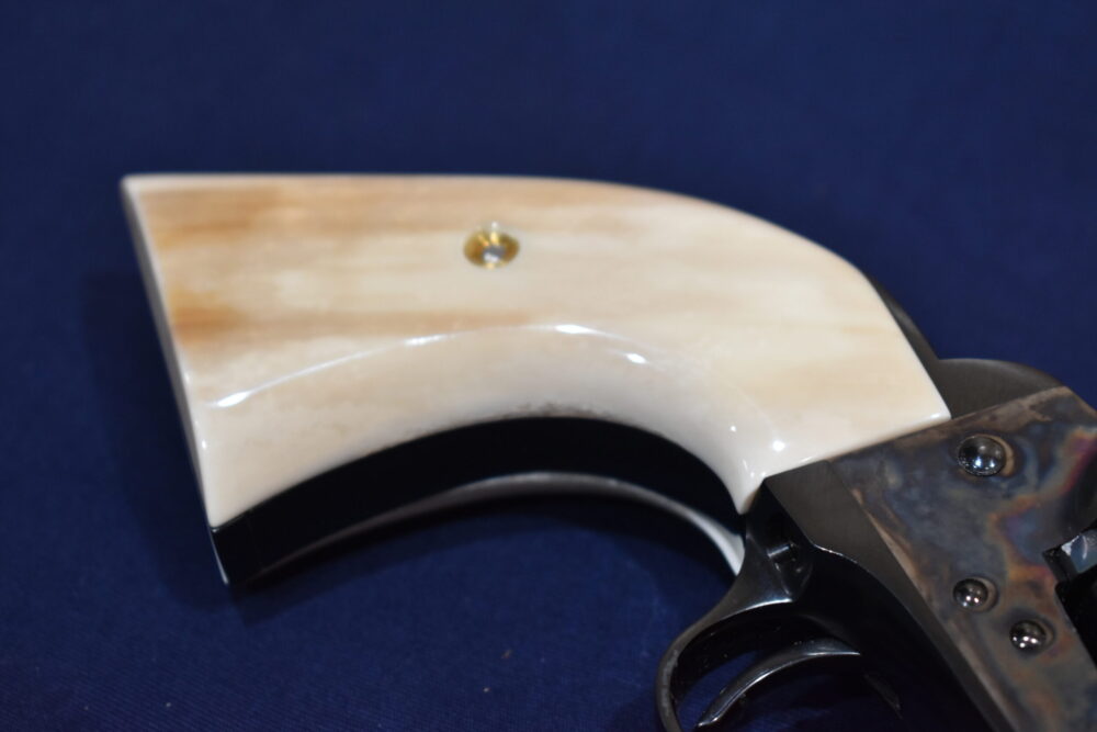 COLT SINGLE ACTION ARMY (S.A.A.) FOSSILIZED WALRUS IVORY GRIPS SAAWI8 - Image 13