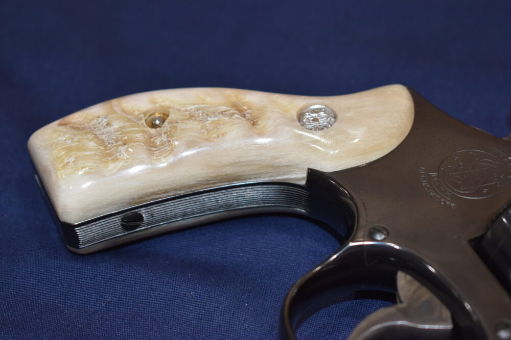 SMITH & WESSON N FRAME ROUND BUTT RAMS HORN GRIPS NRH13 - Image 13