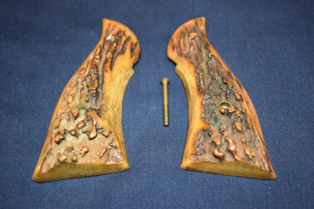 SMITH & WESSON K FRAME SQUARE BUTT VINTAGE SAMBAR STAG GRIPS KSQSS22 - Image 3