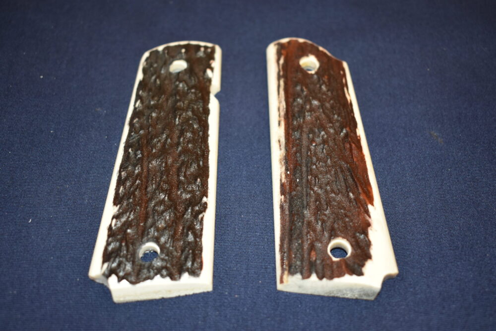 COLT 1911 FULL BARK COVERAGE ELK STAG GRIPS 1911ES6 - Image 3