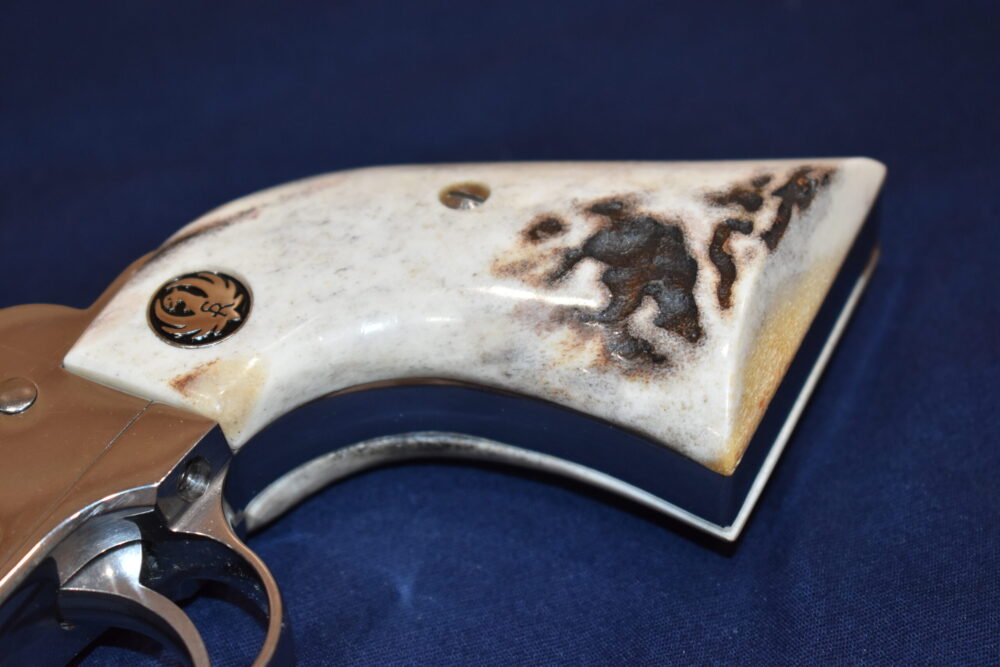 RUGER NEW VAQUERO SAMBAR STAG GRIPS RNVSS18 - Image 12