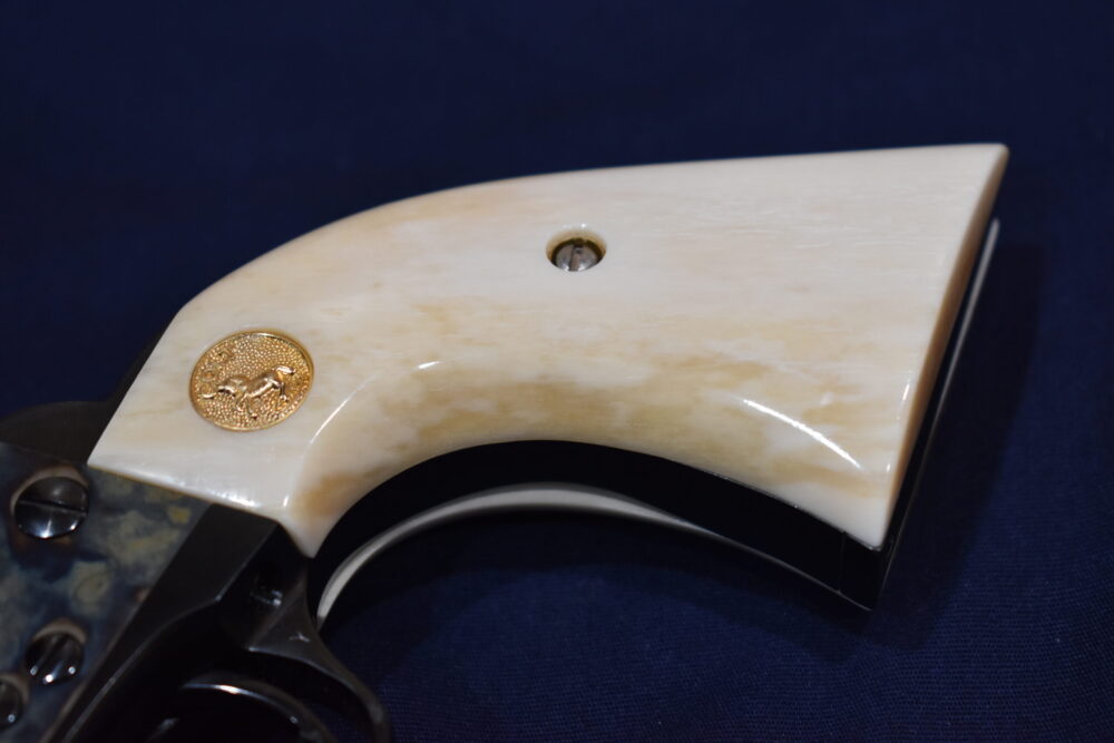 COLT SINGLE ACTION ARMY (S.A.A.) PREMIUM GRADE GIRAFFE BONE GRIPS SAAGB6 - Image 12