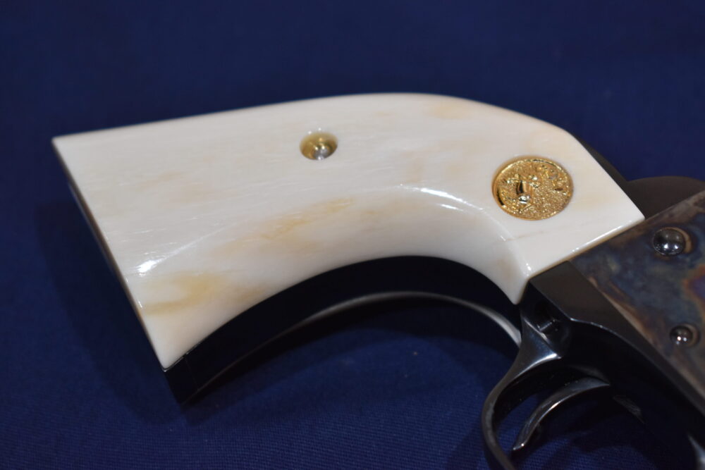 COLT SINGLE ACTION ARMY (S.A.A.) PREMIUM GRADE GIRAFFE BONE GRIPS SAAGB6 - Image 13