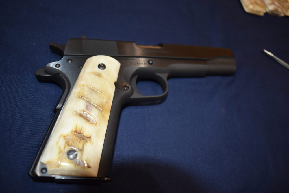 COLT 1911 RAMS HORN GRIPS 1911RH21 - Image 8