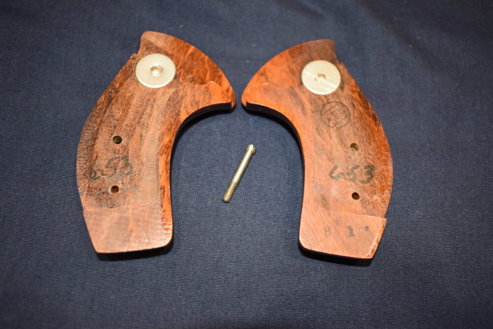 SMITH & WESSON J FRAME ROUND BUTT TARGET GRIP JRBT7 - Image 4