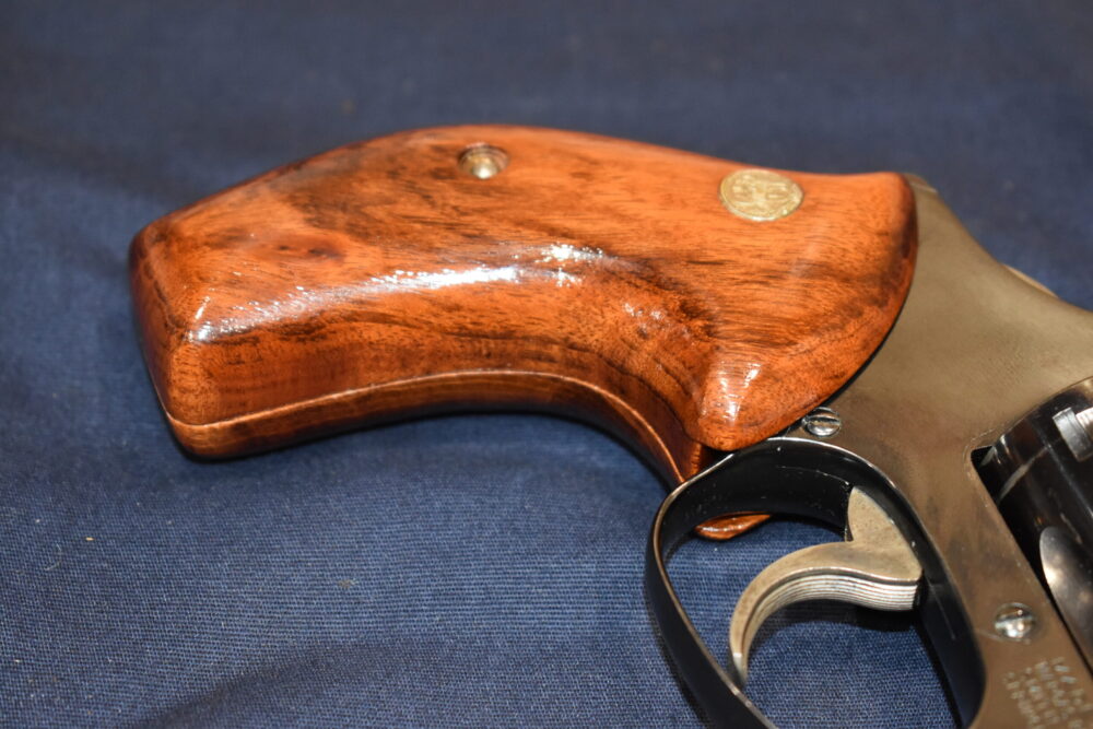 SMITH & WESSON J FRAME ROUND BUTT TARGET GRIP JRBT7 - Image 13