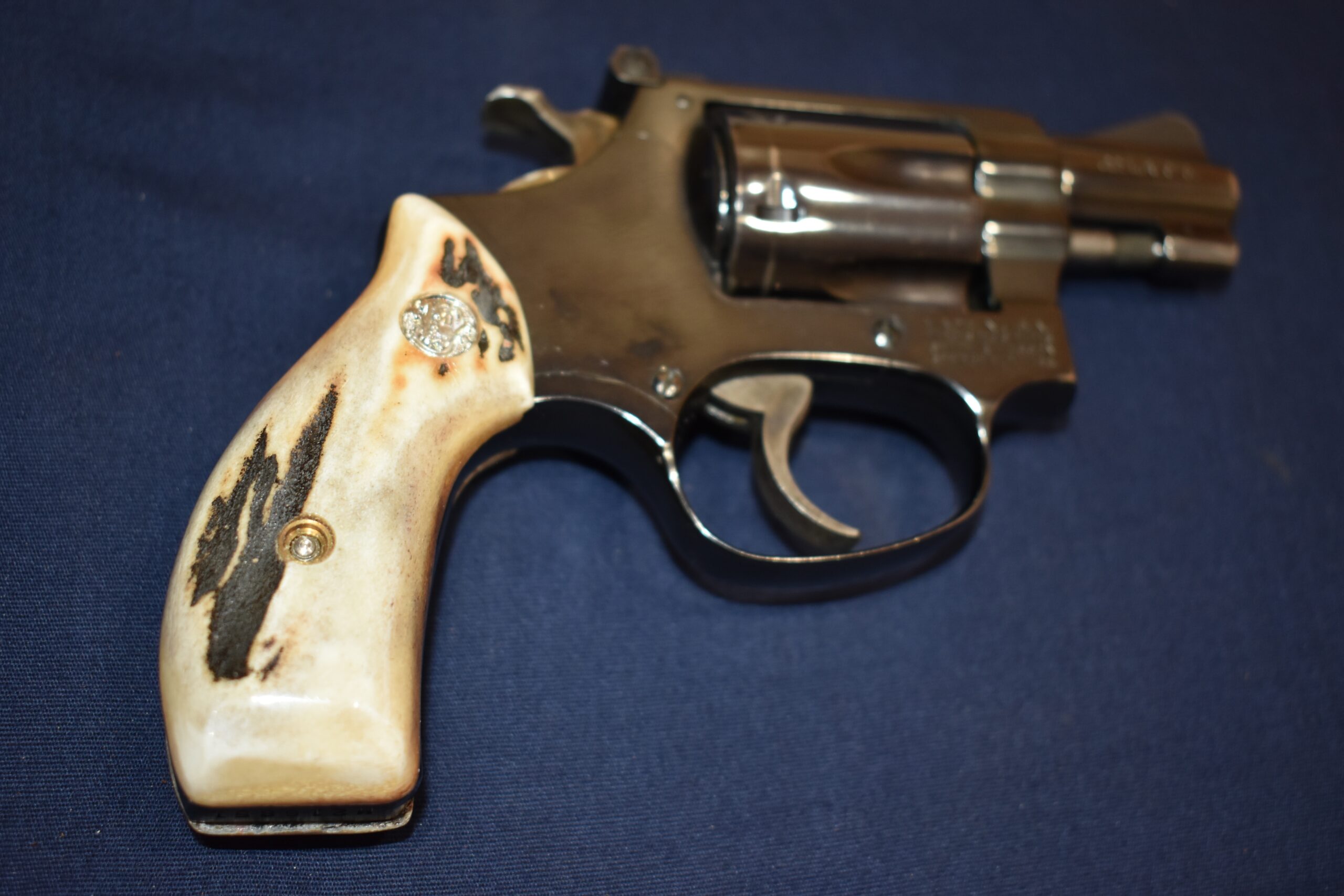 SMITH & WESSON J FRAME ROUND BUTT PREMIUM GRADE SAMBAR STAG GRIPS JRBS14 - Image 8