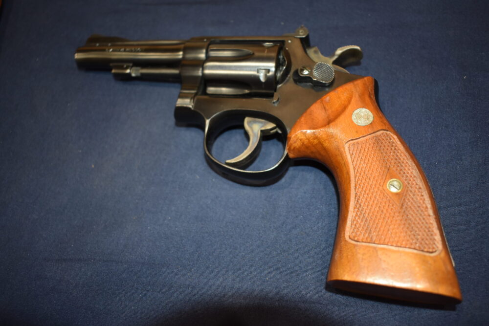 SMITH & WESSON K FRAME FACTORY DIAMOND TARGET GRIPS KDT10 - Image 8