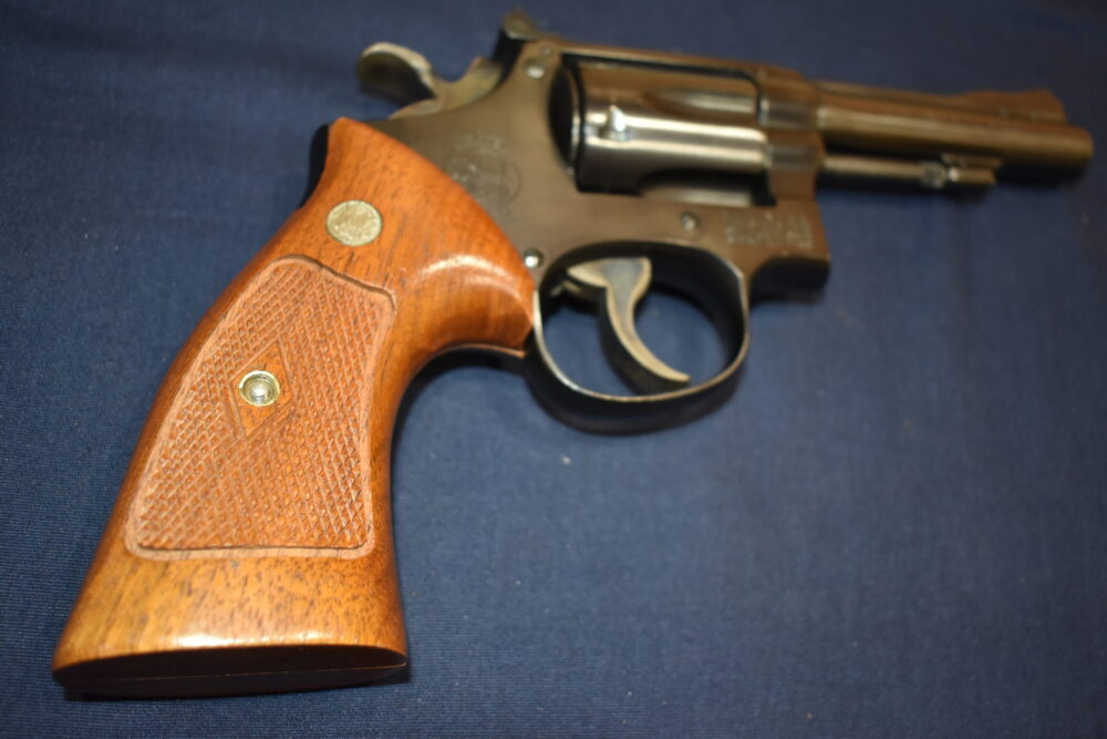 SMITH & WESSON K FRAME FACTORY DIAMOND TARGET GRIPS KDT10 - Image 5