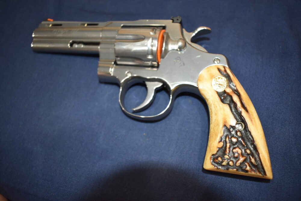 COLT PYTHON / OFFICER'S MODEL MATCH VINTAGE SAMBAR STAG GRIPS CPSS34 - Image 5