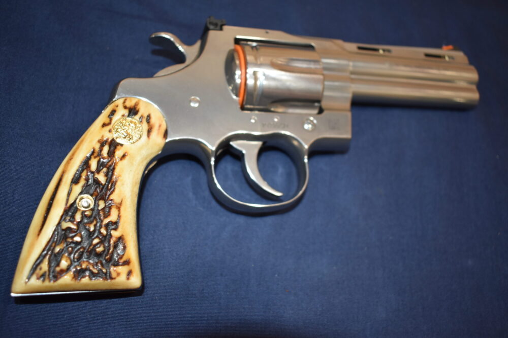COLT PYTHON / OFFICER'S MODEL MATCH VINTAGE SAMBAR STAG GRIPS CPSS34 - Image 8