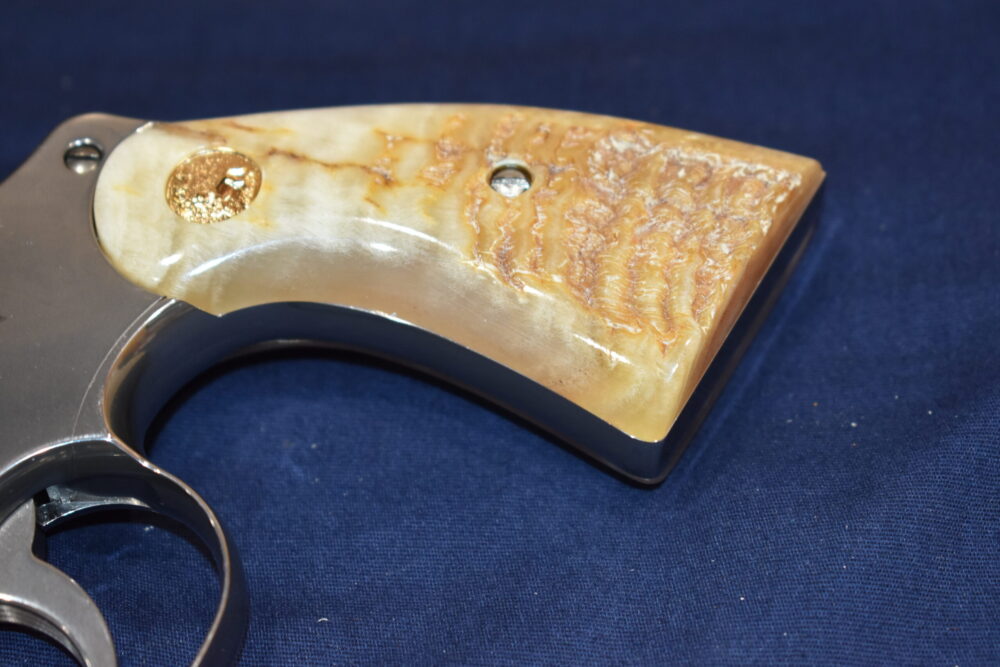 COLT PYTHON PREMIUM GRADE RAM'S HORN GRIPS CPRH13 - Image 13