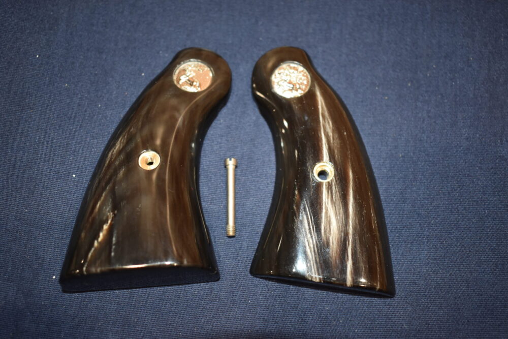 COLT DIAMONDBACK / DETECTIVE PREMIUM GRADE BUFFALO HORN GRIPS CDBH1
