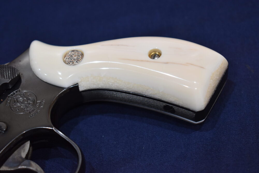 SMITH & WESSON K OR L FRAME WALRUS IVORY GRIPS KRBWI2 - Image 13