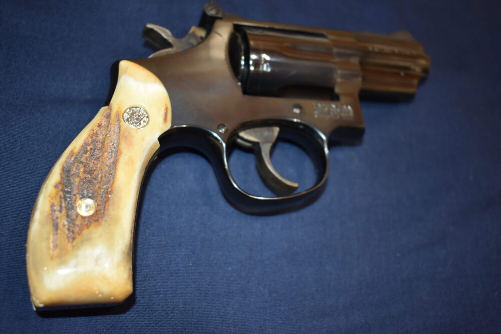 SMITH & WESSON K FRAME ROUND BUTT VINTAGE SAMBAR STAG KSRB23 - Image 8