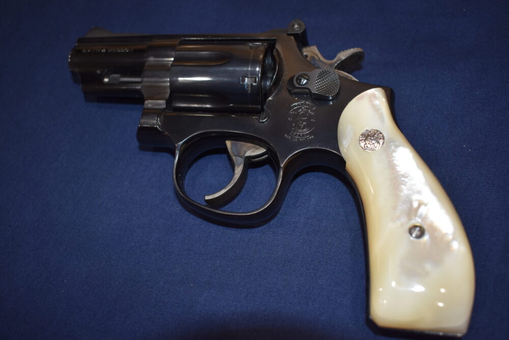 SMITH & WESSON K FRAME MOTHER OF PEARL GRIPS KRBMP2 - Image 9