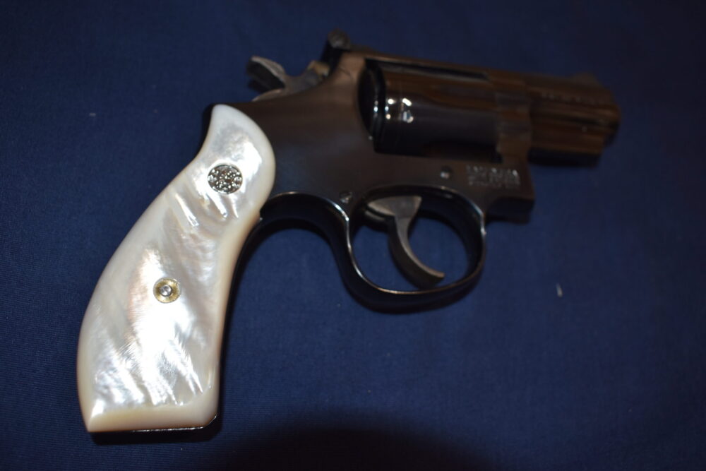 SMITH & WESSON K FRAME MOTHER OF PEARL GRIPS KRBMP2 - Image 6