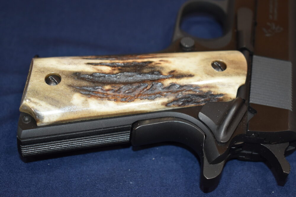 COLT 1911 FULL BARK COVERAGE ELK STAG GRIPS 1911RS2 - Image 6