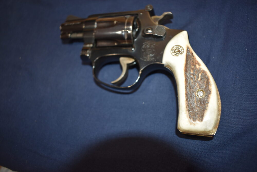 SMITH & WESSON J FRAME ROUND BUTT SAMBAR STAG GRIPS JRBS16 - Image 5
