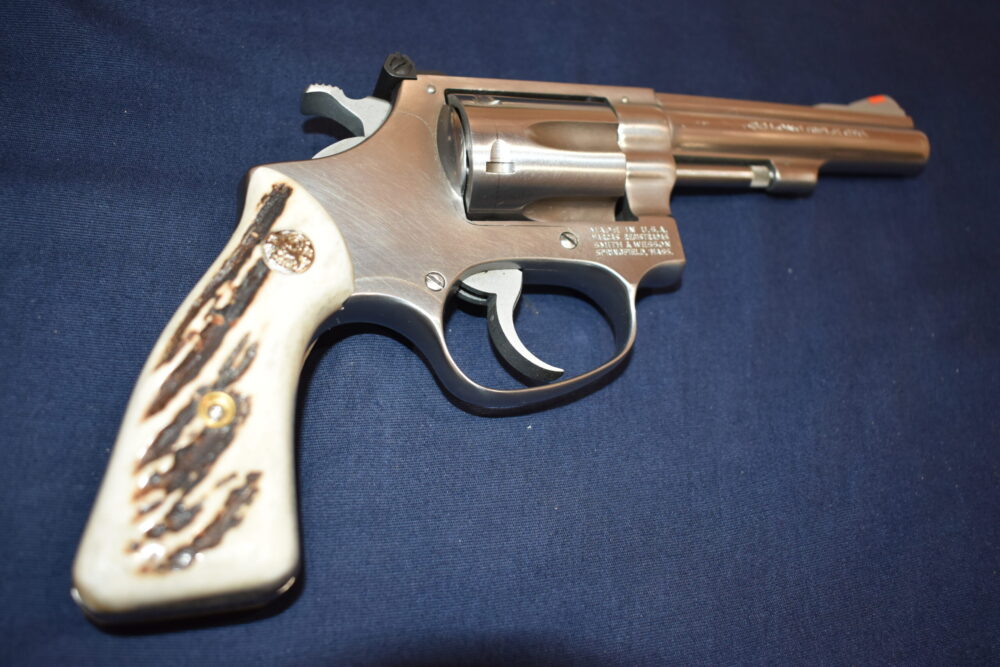 SMITH & WESSON J FRAME SQUARE BUTT STAG GRIPS JSQS12 - Image 8