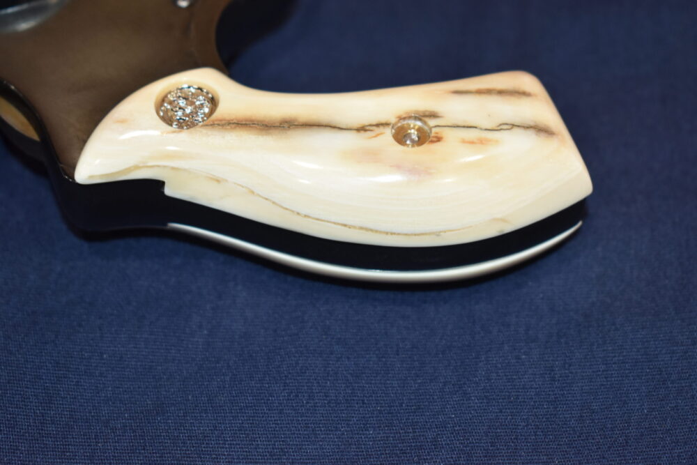 SMITH & WESSON J FRAME MAMMOTH IVORY GRIPS JMI9 - Image 12