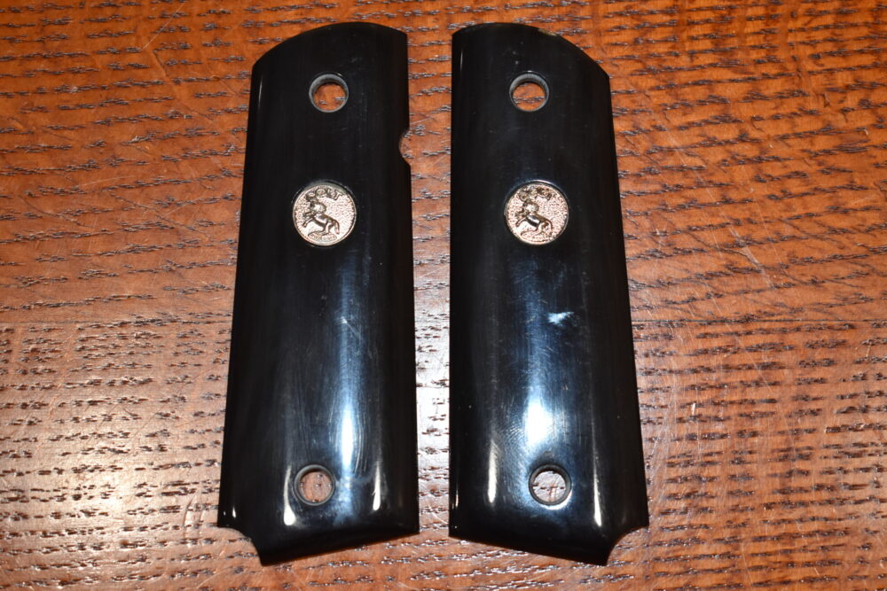 COLT 1911 CHECKERED BUFFALO HORN GRIPS 1911BH15
