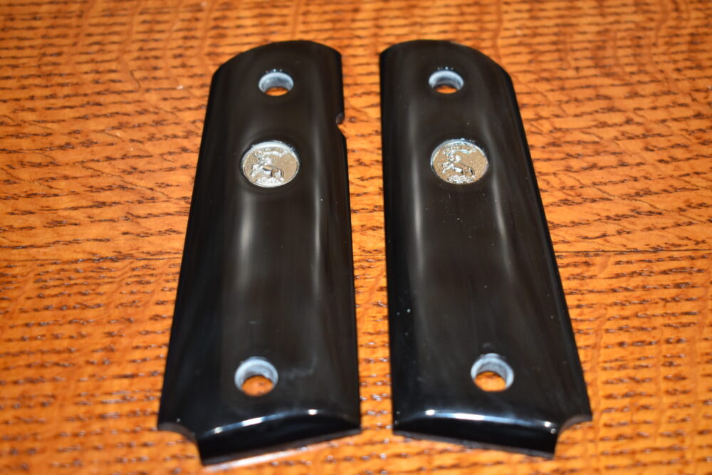 COLT 1911 CHECKERED BUFFALO HORN GRIPS 1911BH15 - Image 3