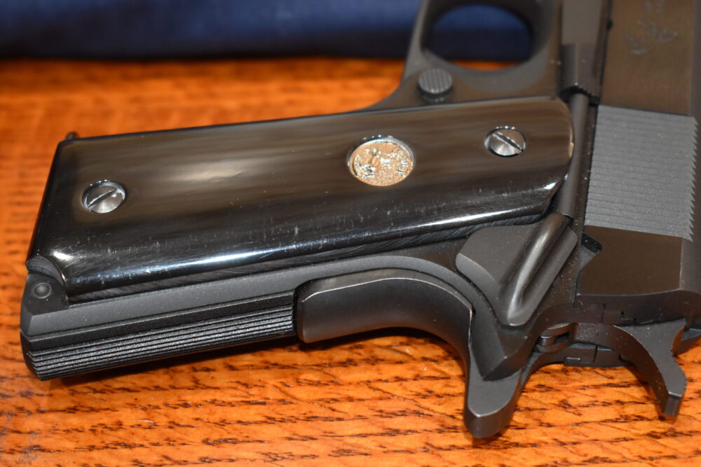 COLT 1911 CHECKERED BUFFALO HORN GRIPS 1911BH15 - Image 6