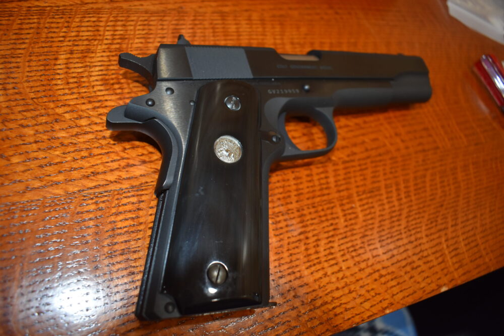 COLT 1911 CHECKERED BUFFALO HORN GRIPS 1911BH15 - Image 8