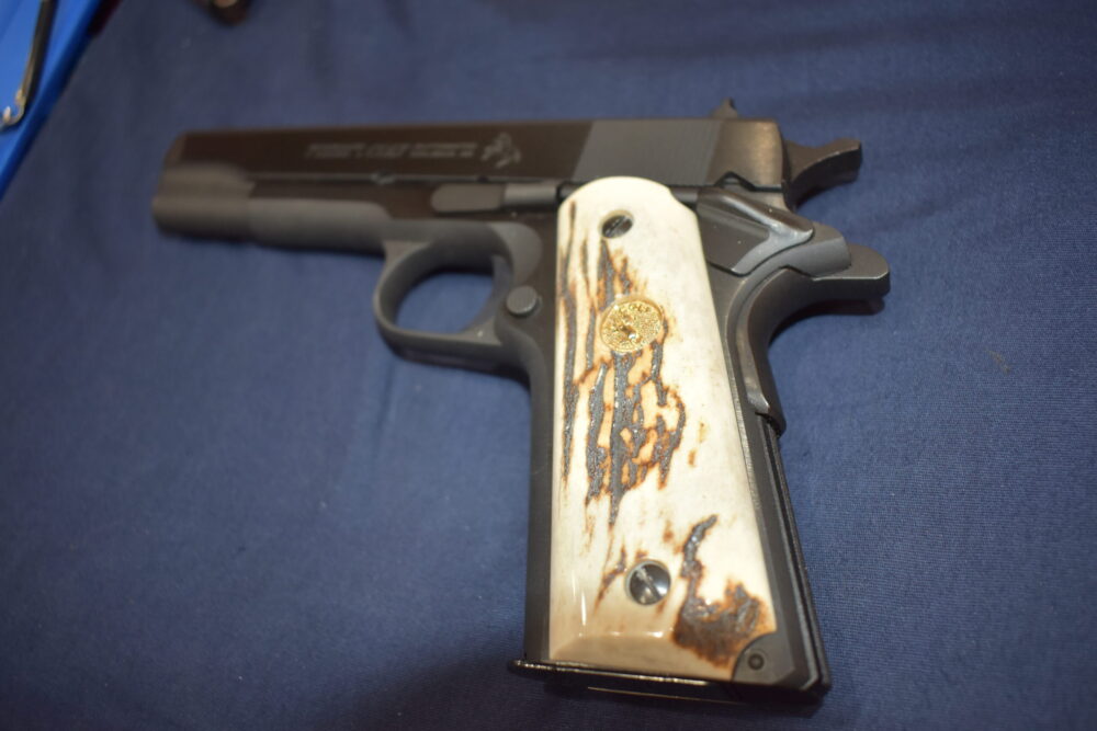 COLT 1911 VINTAGE SAMBAR STAG GRIPS 1911SS45 - Image 5