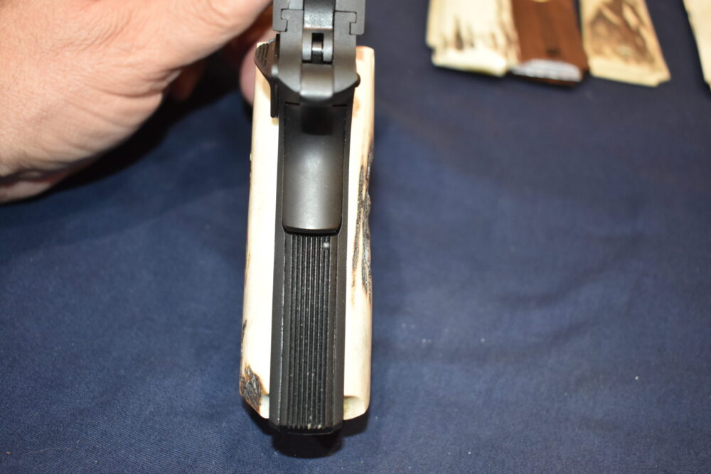 COLT 1911 VINTAGE SAMBAR STAG GRIPS 1911SS45 - Image 11