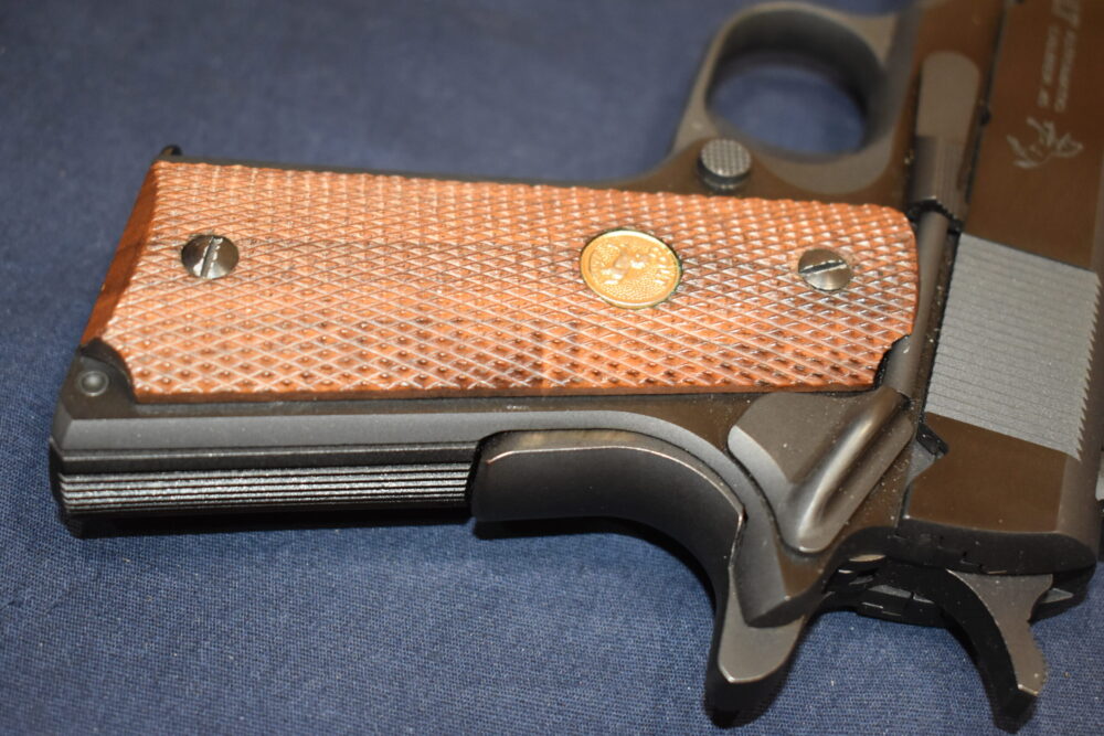 COLT 1911 CHECKERED WOOD GRIPS 1911W7 - Image 6